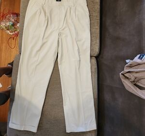 Dockers Men's Light Tan Dress Pants